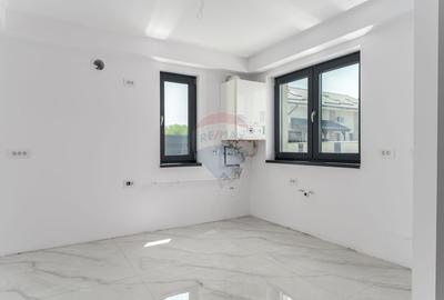 DE VANZARE Casa Individuala/duplex P+1+M Otopeni | 700m DN1 - 10