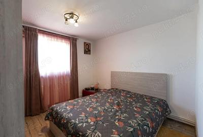 Casă cu 5 camere în Șerbănești - 10