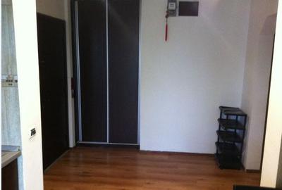 Apartament cu 3 camere decomandat în Dristor - 3