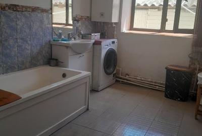 Casă individuală cu 2 camere cu Teren 1100 Mp în Beiu - 2