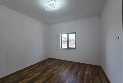 Vanzare casa Tunari strada Castanului nr 32A - 5