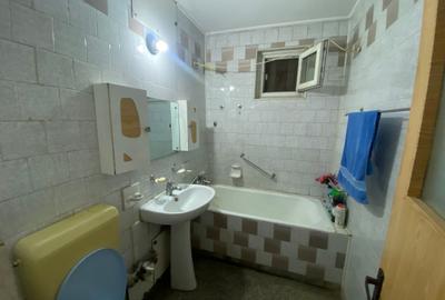Apartament 3 camere Brancoveanu-Str.Turnu Magurele - 9