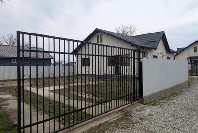 Casă individuală cu 2 camere cu Teren 315 Mp în Hemeiuș - 1