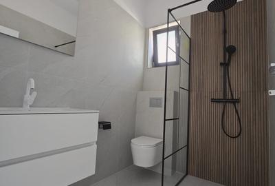 Casa individuala - 4 camere - panouri solare - gaz- curent - 5 min de STV - pod - 9