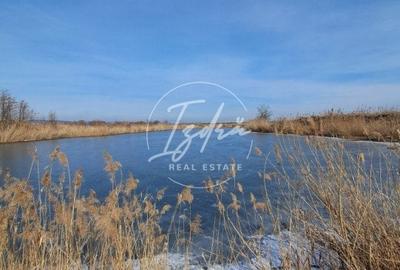 Teren cu lac. Afacere, agrement