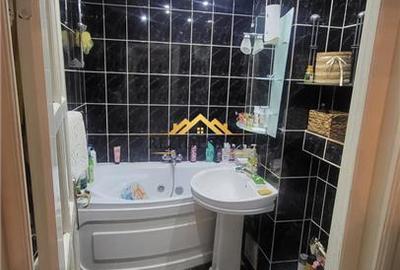 Apartament cu 4 camere decomandat, mobilat în Central - 4