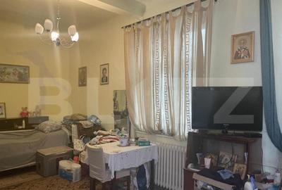 Apartament cu 2 camere semidecomandat, mobilat în P-ța Unirii