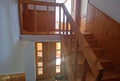 Casă cu 4 camere în Pianu - 4
