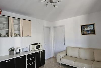 Casă cu 6 camere cu Teren 496 Mp în Central - 14