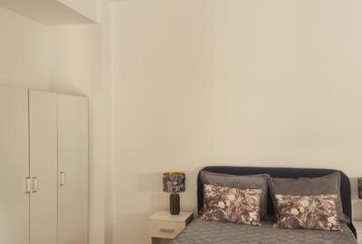 Apartament cu 3 camere decomandat în Dacia