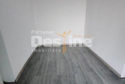 Casă cu 3 camere cu Teren 1800 Mp în Central