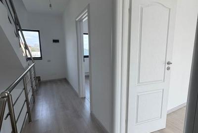 Casă cu 4 camere în Central - 8