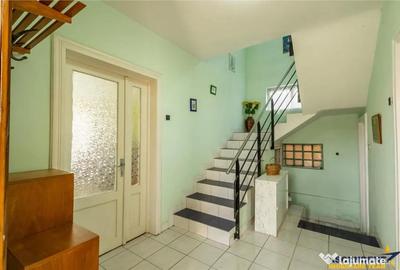 Casă cu 3 camere cu Garaj în Viperești - 4