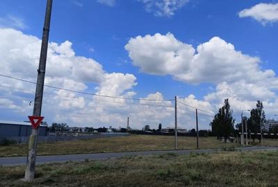 Teren Construcții intravilan de 4300 mp, în Săvinești
