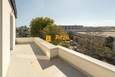 Vanzare apartament premium bloc P+2+M, tip boutique, la pachet cu doua parcari - 2