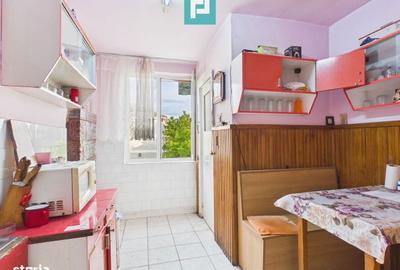 Apartament cu 3 camere decomandat în Central - 2