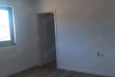 Vand Casa an Gri cu Gradina - 3