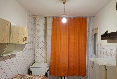 Vand apartament 2 camere, confort 2 sporit. - 1