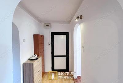 De vanzare apartament 4 camere, Arad - 1