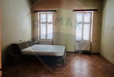 Casă cu 3 camere cu Canalizare în Eminescu - 3