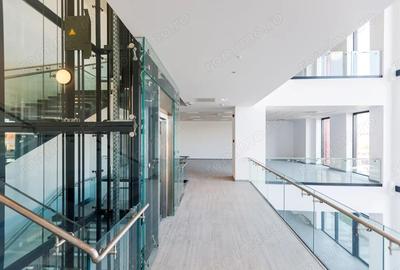 Spațiu comercial, de 2,076 mp, în Complex Studențesc - 2