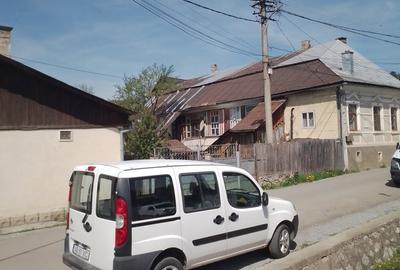 Casă cu 3 camere cu Teren 600 Mp în Câmpeni - 2