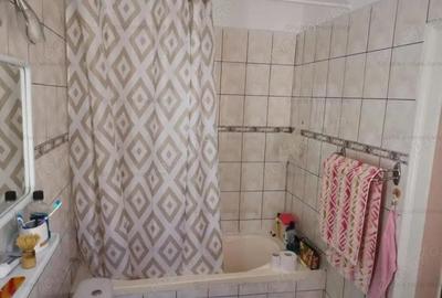 Casă cu 3 camere cu Teren 303 Mp în Central - 4