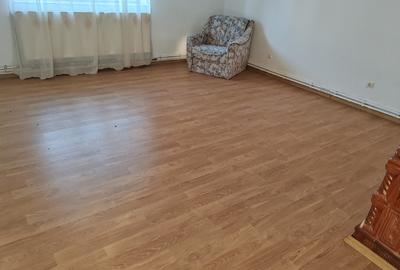 Casa 3 camere libera la vanzare GHIMBAV - 3