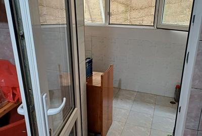Apartament cu 2 camere semidecomandat în Piața Veche - 6