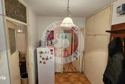 Apartament cu 3 camere semidecomandat în Rahova - 2