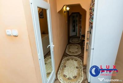 Apartament cu 3 camere decomandat în E3 - 15