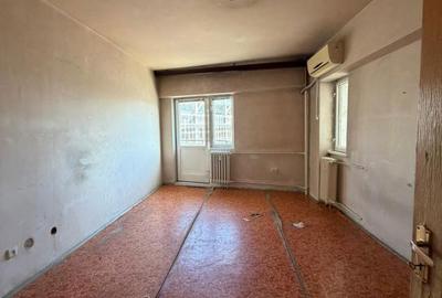 Apartament cu 3 camere decomandat în Giulești - 6