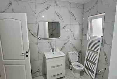 Casă cu 4 camere în Exterior Vest - 1