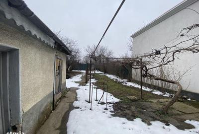 Casă cu 3 camere cu Teren 505 Mp în Central - 2