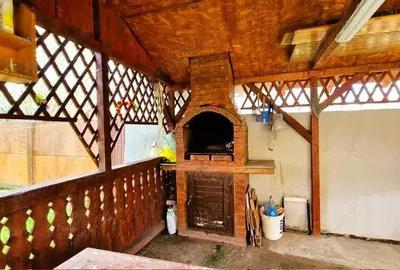 Casă cu 5 camere cu Teren 1500 Mp în Turia - 17