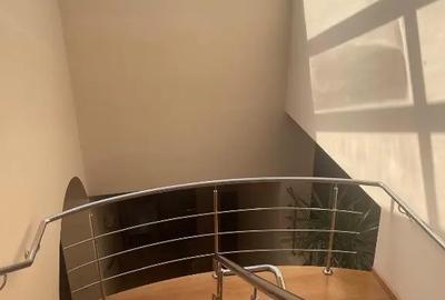 Spațiu comercial, de 814 mp, în Titan - 16
