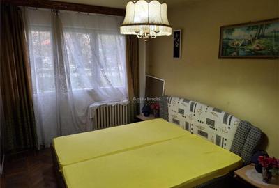 RESITA CHIRIE, APT 2 CAM, PARTER ZONA GOVANDAR - 4