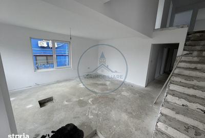 Casă cu 5 camere cu Teren 1500 Mp în Industrială - 15