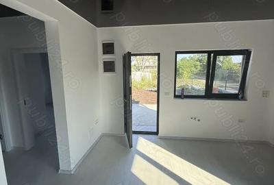 Casă cu 3 camere cu Teren 350 Mp în Găneasa - 4