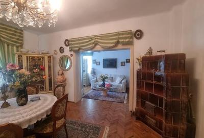 CASA CU ETAJ IN CENTRU - 17