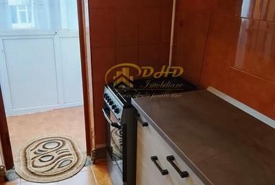 Apartament 2 camere decomandat in Podul de Fier - 8