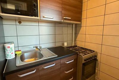 Garsoniera 32mp Titan 1 min de metrou Costin Georgian Garsoniera 32mp Titan 1 min de metrou Costin Georgian - 6