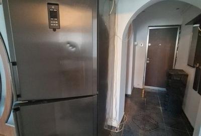 Apartament cu 2 camere, mobilat si utilat, etaj intermediar- Micro 20 - 4