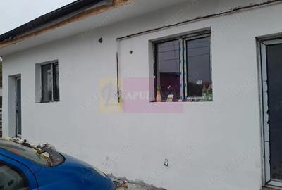 Casă cu 2 camere cu Teren 200 Mp în Giulești - 15