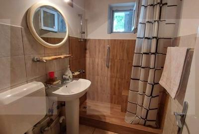 Apartament cu 2 camere semidecomandat în Grădiște