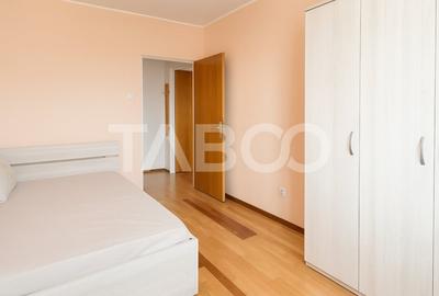 Apartament decomandat de vanzare 2 camere cu balcon bloc cu lift - 4