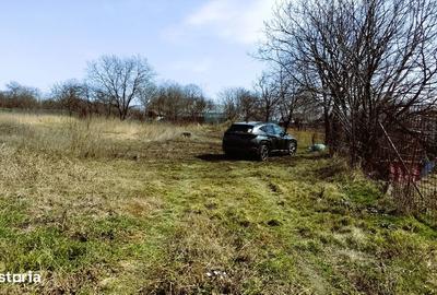 Teren de 1000 mp, în Aroneanu - 2