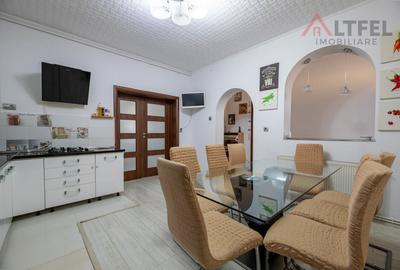Apartament cu 3 camere 84 mp utili de inchiriat pe strada 9 mai - 5