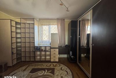 Casă cu 9 camere cu Teren 1100 Mp în Ștefănești - 15