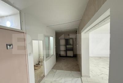 Spatiu comercial, 61 mp, oras Rovinari - 4